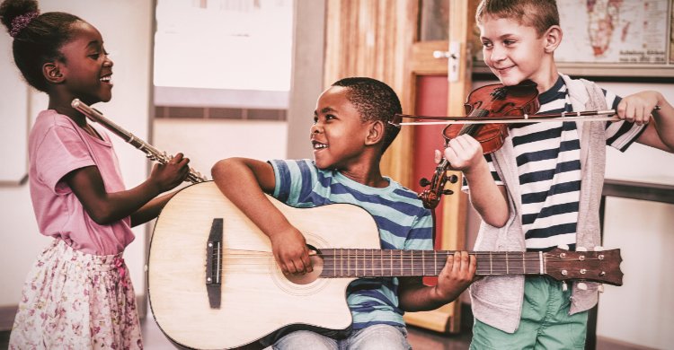 آموزش زبان انگلیسی به کودکان با موزیک
